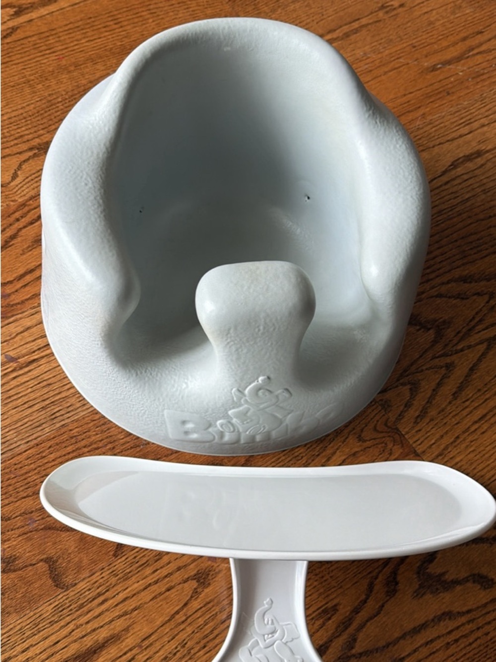 Bumbo Multi-Seat Floor Seat with White Tray - Light Gray